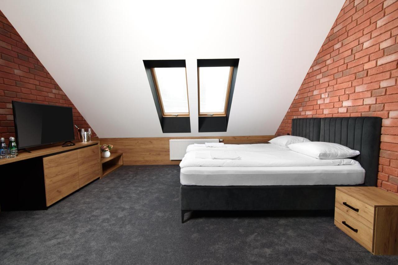 Ostoja Garden Bed & Breakfast Brody  Luaran gambar
